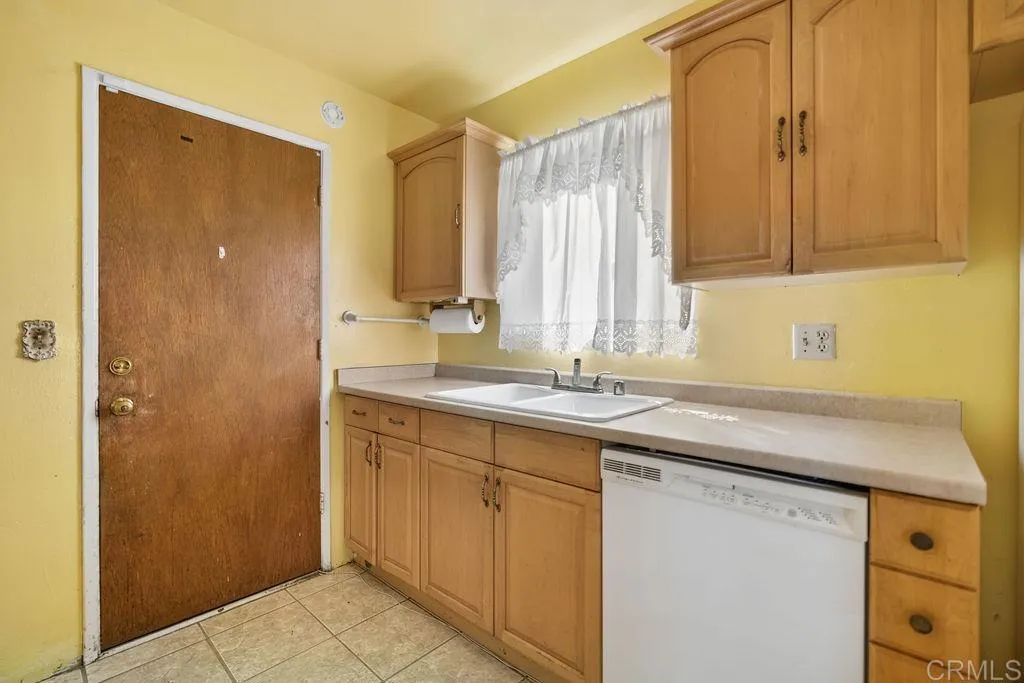 https://cdn.realtyfeed.com/cdn/127/307097338/4507370a7d530d1df6921574d2bf2d79.webp
