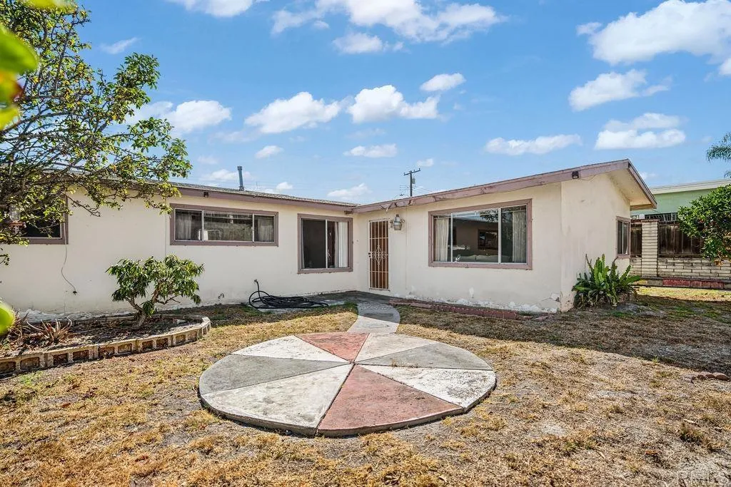 https://cdn.realtyfeed.com/cdn/127/307097338/84ddf526cf870879d8a2bfc307bf7e77.webp