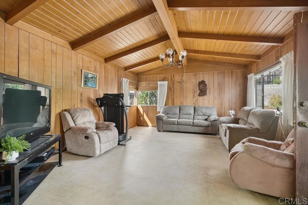 https://cdn.realtyfeed.com/cdn/127/307097338/8d76371a43f0e3e7028b04c9d494ba16.webp