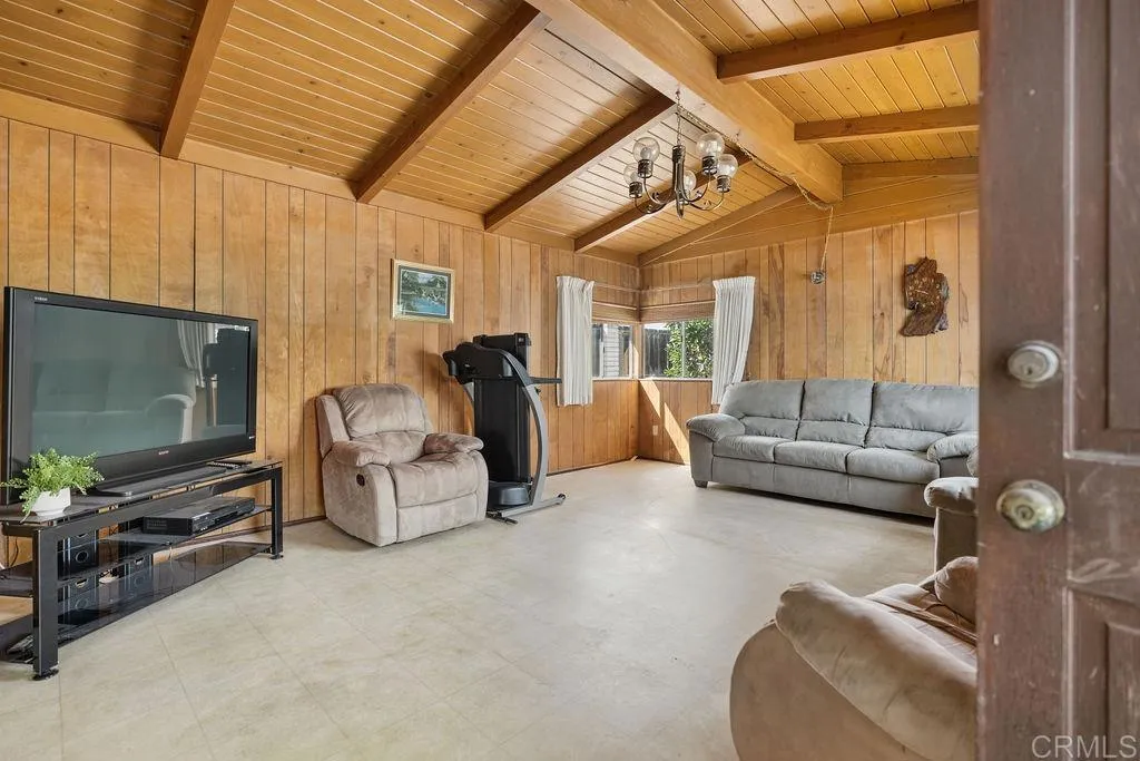 https://cdn.realtyfeed.com/cdn/127/307097338/c2d8455fed42b44ee163b620bebe373a.webp