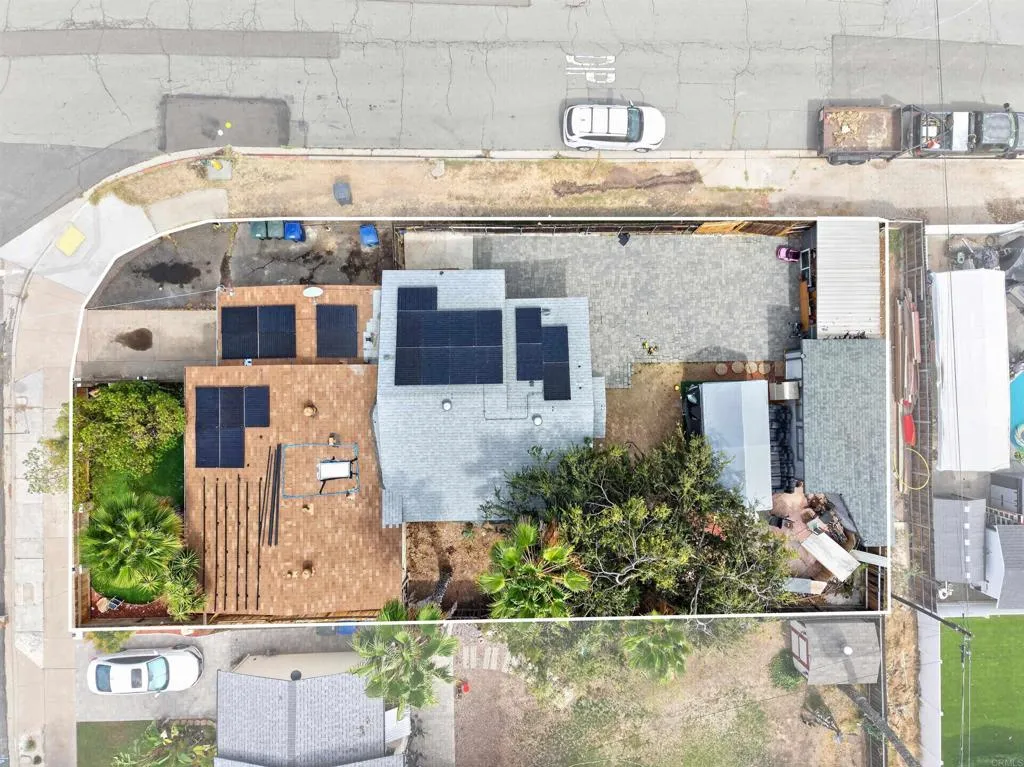 https://cdn.realtyfeed.com/cdn/127/307097475/1eed343e4a6e459892f41c500da939a0.webp