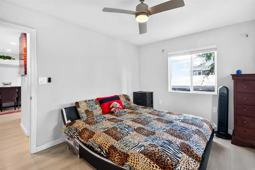 https://cdn.realtyfeed.com/cdn/127/307097475/6598246493756dfd9ca7a6e5035dc2fa.webp