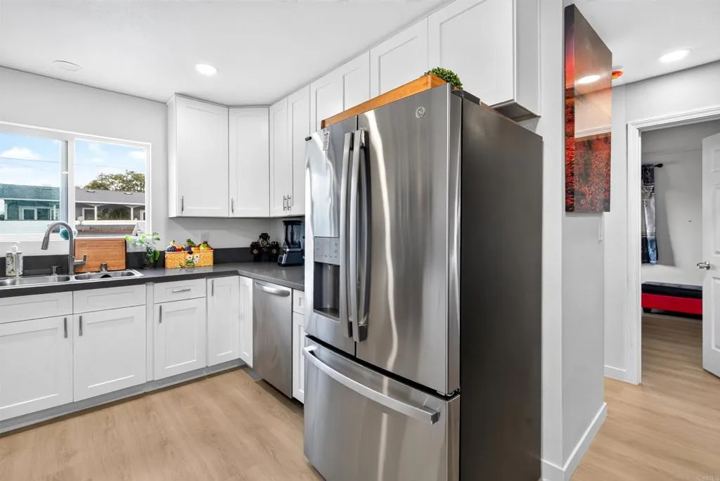 https://cdn.realtyfeed.com/cdn/127/307097475/8536d9c05d706fbd580571b79e83af78.webp