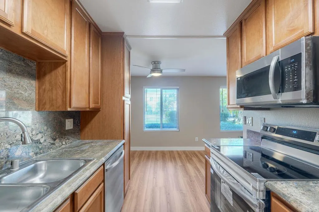 https://cdn.realtyfeed.com/cdn/127/307097488/4cdbdffd4af732bb625666f55e8f1e13.webp