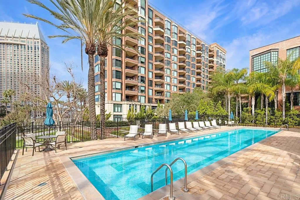 https://cdn.realtyfeed.com/cdn/127/307097530/3d9930cd20fbbc455e38b393ae83483e.webp
