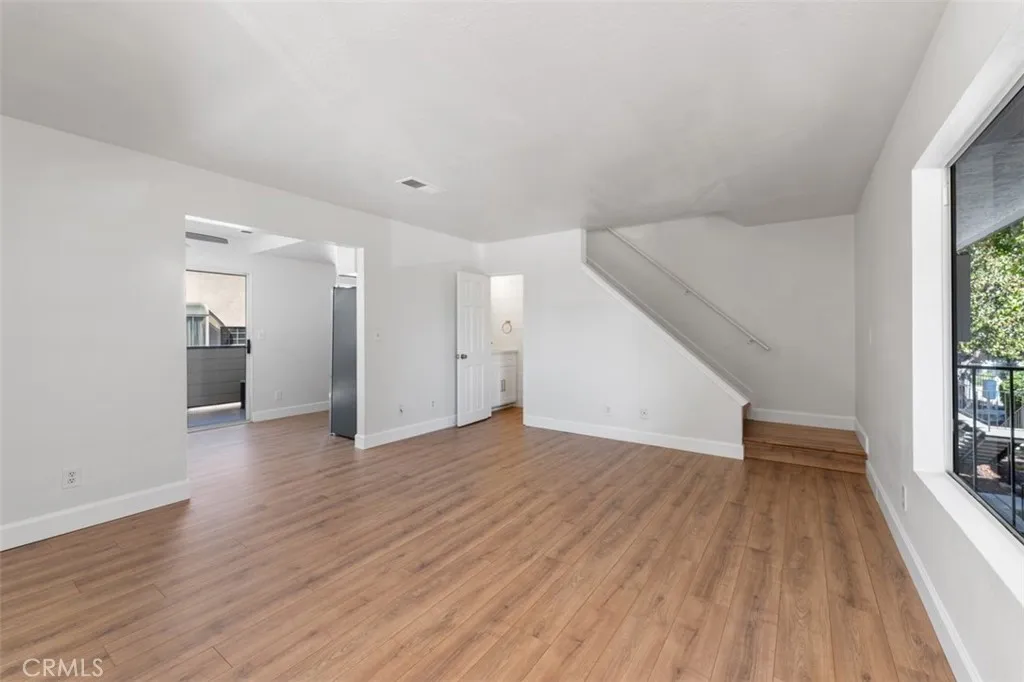 https://cdn.realtyfeed.com/cdn/127/307097553/810b18859e5de6351c864a1f74657a63.webp
