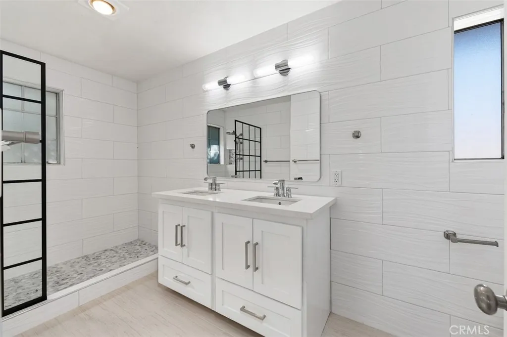 https://cdn.realtyfeed.com/cdn/127/307097553/c45ae638c088981e3b5df5605196219a.webp