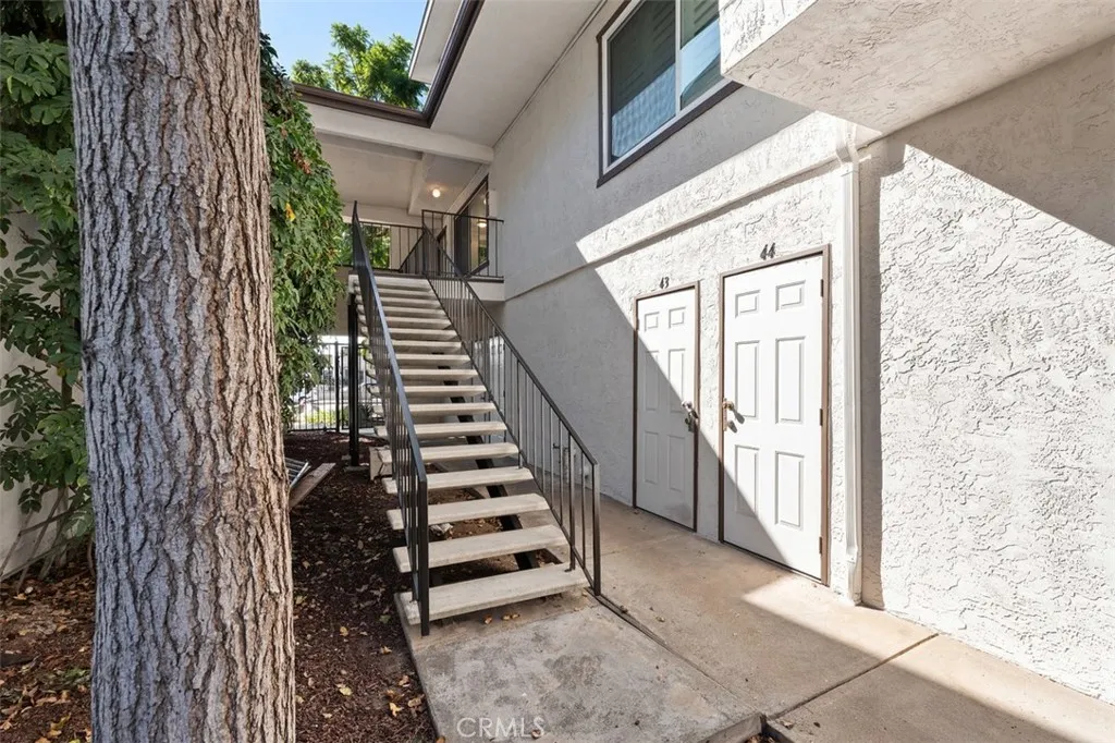 https://cdn.realtyfeed.com/cdn/127/307097553/e6a91f3c1edf74d8611bd069cea3d00a.webp