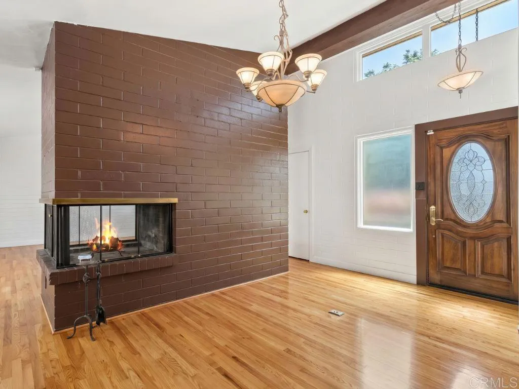https://cdn.realtyfeed.com/cdn/127/307097556/9b2ad6f16580d25f498b17250e6b41ee.webp