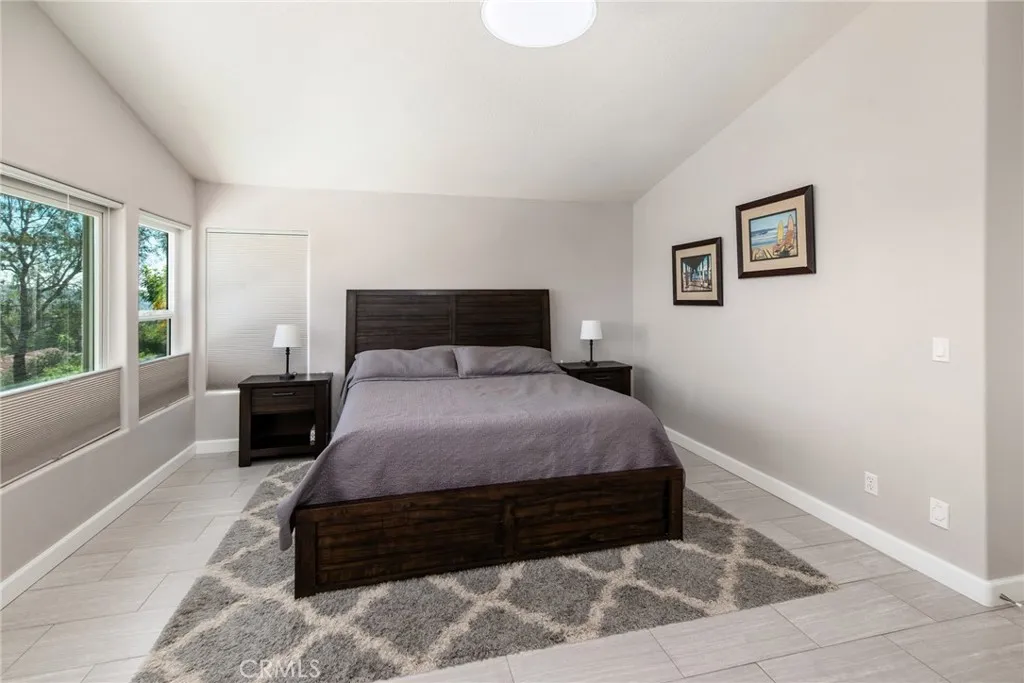 https://cdn.realtyfeed.com/cdn/127/307097604/43a83e9fda70600d05d4dcb962fcb803.webp