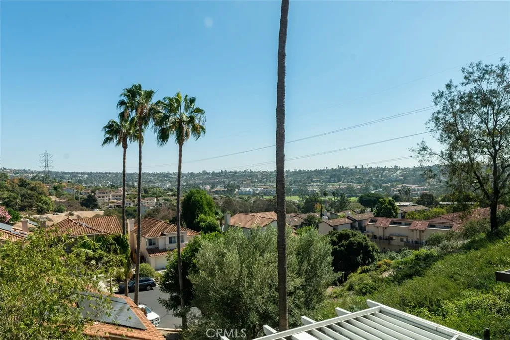 https://cdn.realtyfeed.com/cdn/127/307097604/6080bdf109247e54495a7c720072aff6.webp