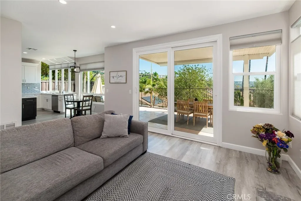 https://cdn.realtyfeed.com/cdn/127/307097604/a72a1b055be596f46ee6570890795412.webp