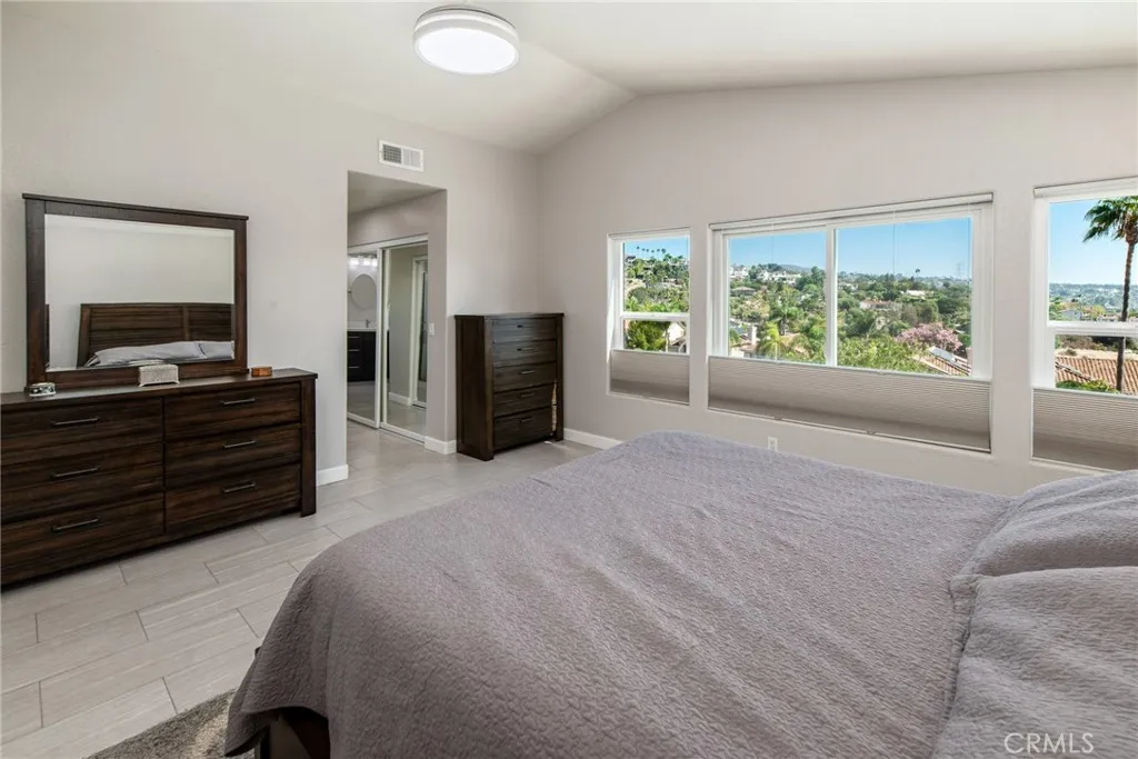 https://cdn.realtyfeed.com/cdn/127/307097604/b64f08025dc639001609206ce348009e.webp