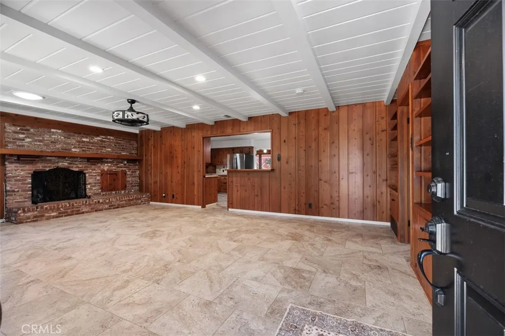 https://cdn.realtyfeed.com/cdn/127/307097720/3a5800a5d9446ca26370a159a00e9e68.webp
