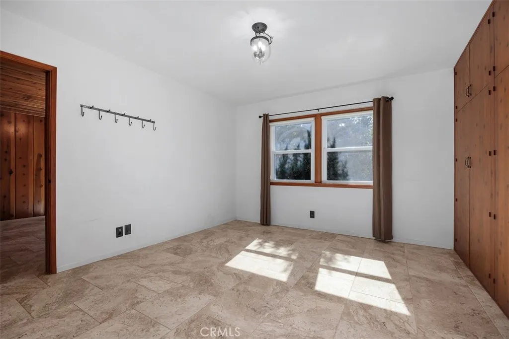 https://cdn.realtyfeed.com/cdn/127/307097720/3f4278d3fa86bff1b260ff176c6df484.webp