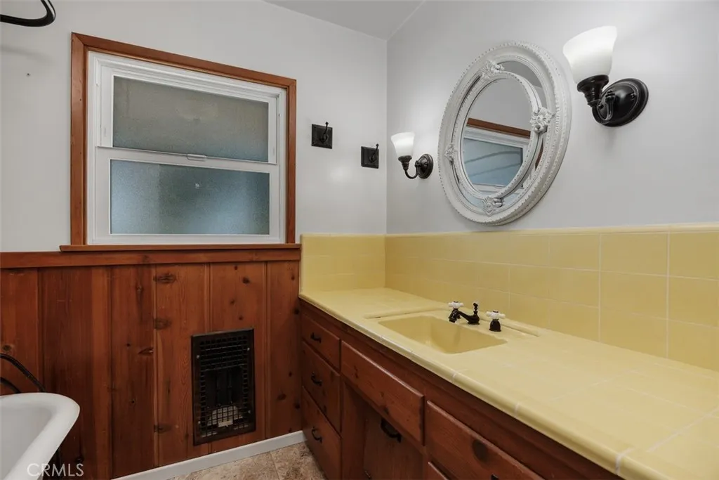 https://cdn.realtyfeed.com/cdn/127/307097720/3f99abd4967676b3d5399dc1af6dd736.webp