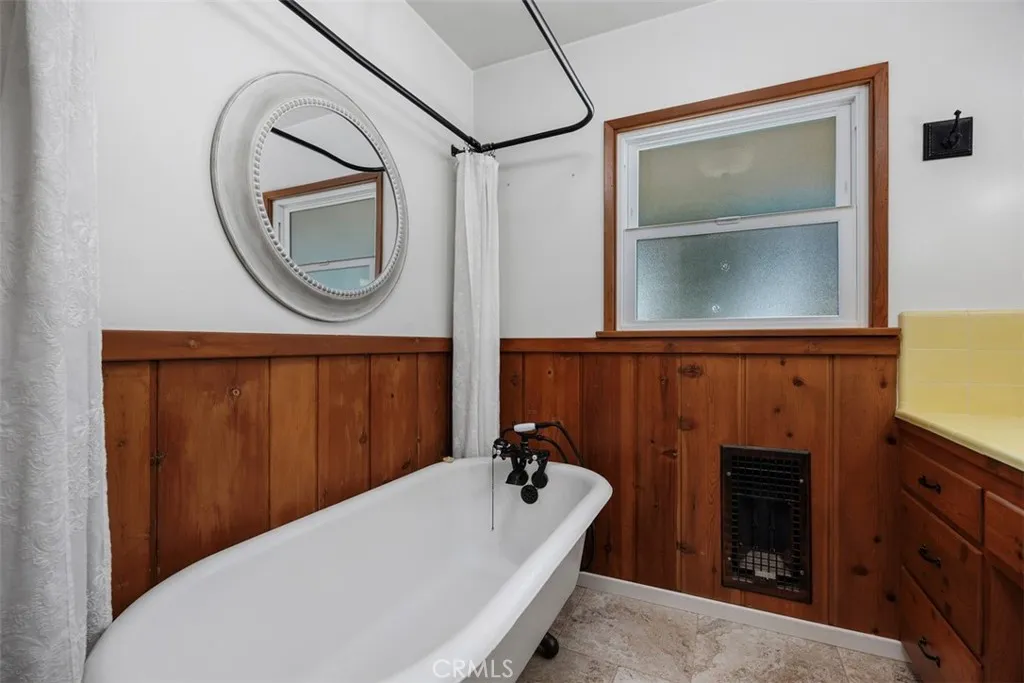 https://cdn.realtyfeed.com/cdn/127/307097720/8d328cc3dc3144295572c0dc6b592bcd.webp