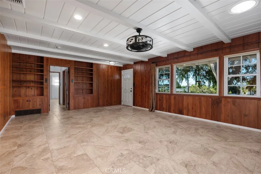 https://cdn.realtyfeed.com/cdn/127/307097720/9f94e3472867943805da84acee3ea246.webp