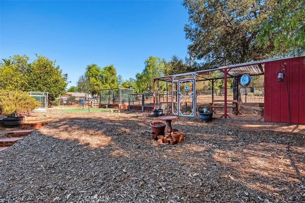 https://cdn.realtyfeed.com/cdn/127/307097720/e96adf93d8b502730276642e62b20670.webp