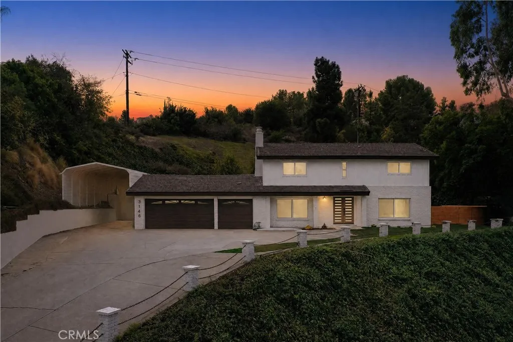 3146 E Los Cerillos Drive