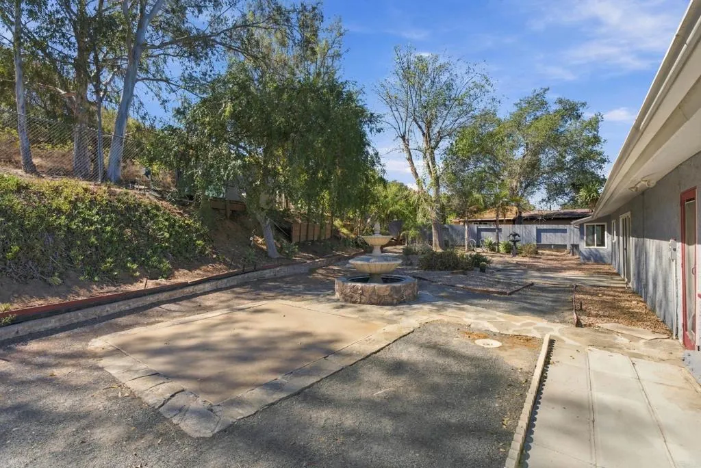 https://cdn.realtyfeed.com/cdn/127/307097827/a148642093a5bb62975418b6f4c2ff1f.webp