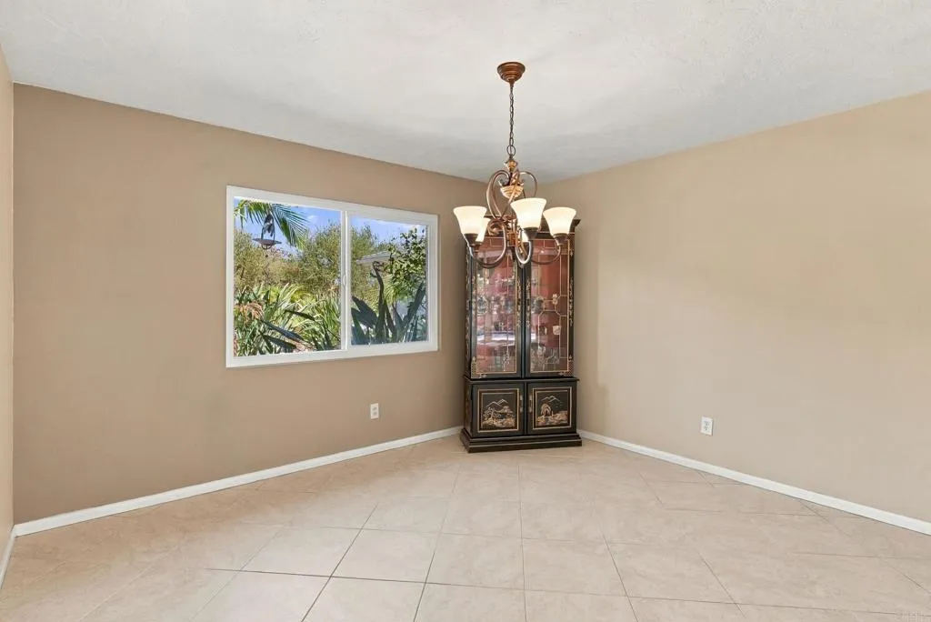 https://cdn.realtyfeed.com/cdn/127/307097827/a44ea7cbc25dfc19eca147114483eed3.webp