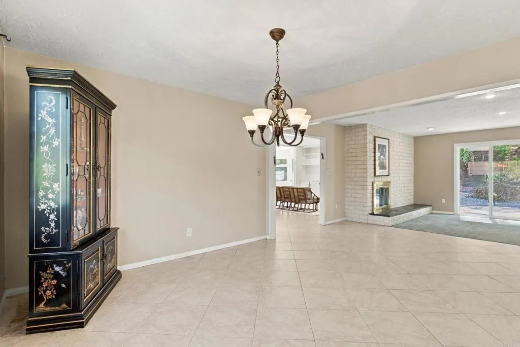 https://cdn.realtyfeed.com/cdn/127/307097827/db74bfd1ae6cbd068e34a650583498b4.webp