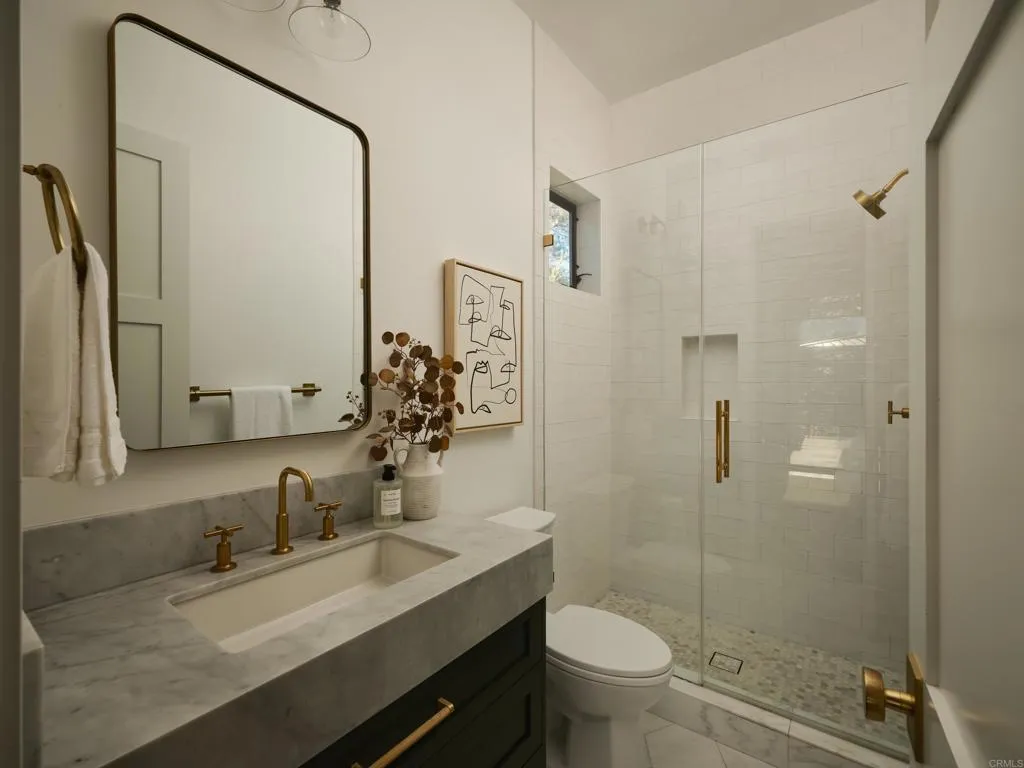 https://cdn.realtyfeed.com/cdn/127/307097837/04b5aeb8e9d796035f5f687cee11f396.webp