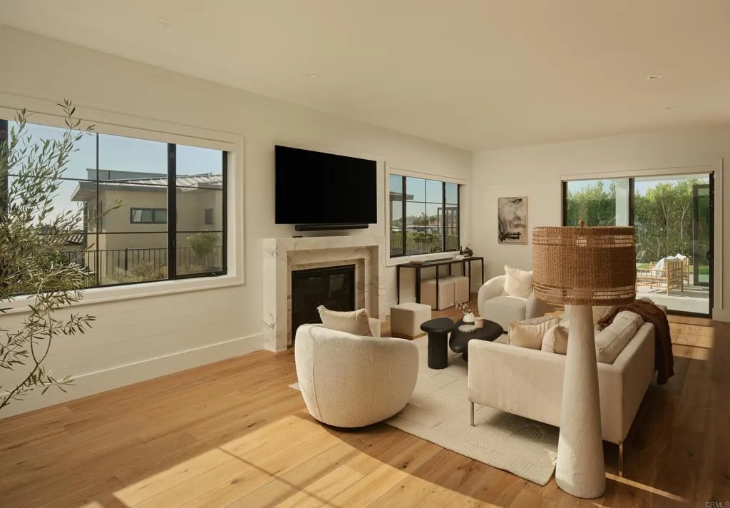 https://cdn.realtyfeed.com/cdn/127/307097837/7d8857f34de287a64072f9291de18ad1.webp