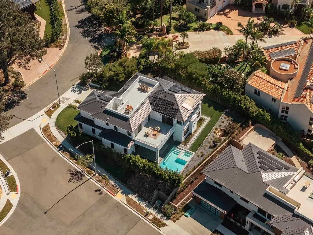 https://cdn.realtyfeed.com/cdn/127/307097837/af0bb09967e59d0ecbfda81cc988ae03.webp