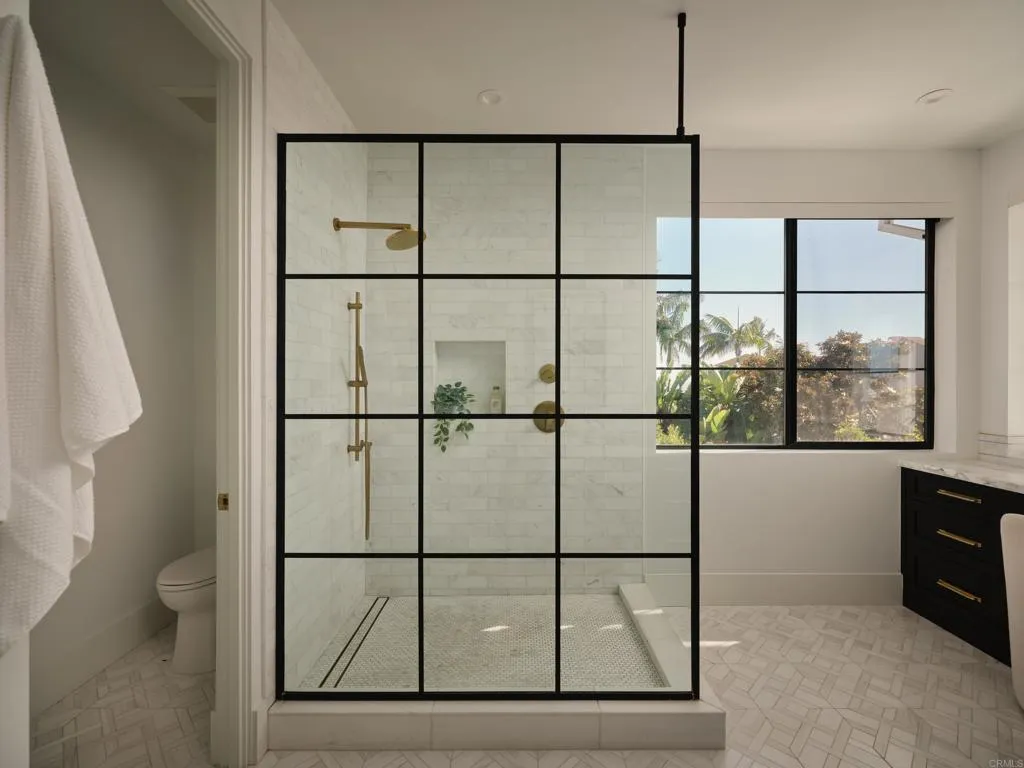 https://cdn.realtyfeed.com/cdn/127/307097837/b881657a7345cb019707d2e80e63c39b.webp