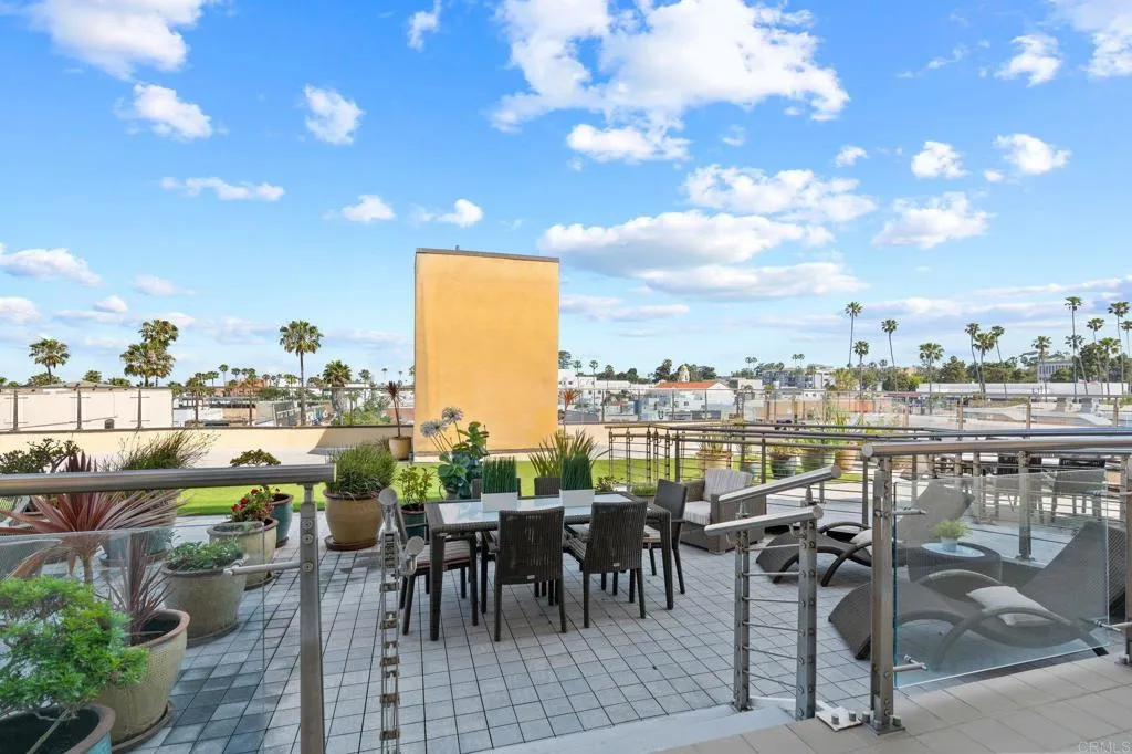 https://cdn.realtyfeed.com/cdn/127/307097992/8a835339349f736b729094506df6ad18.webp
