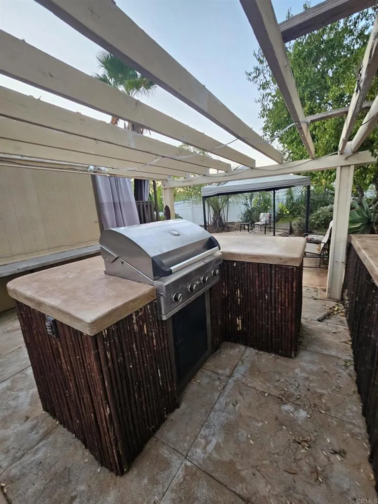 https://cdn.realtyfeed.com/cdn/127/307098120/4de76b4f62760b29c4b96aa49605aba0.webp