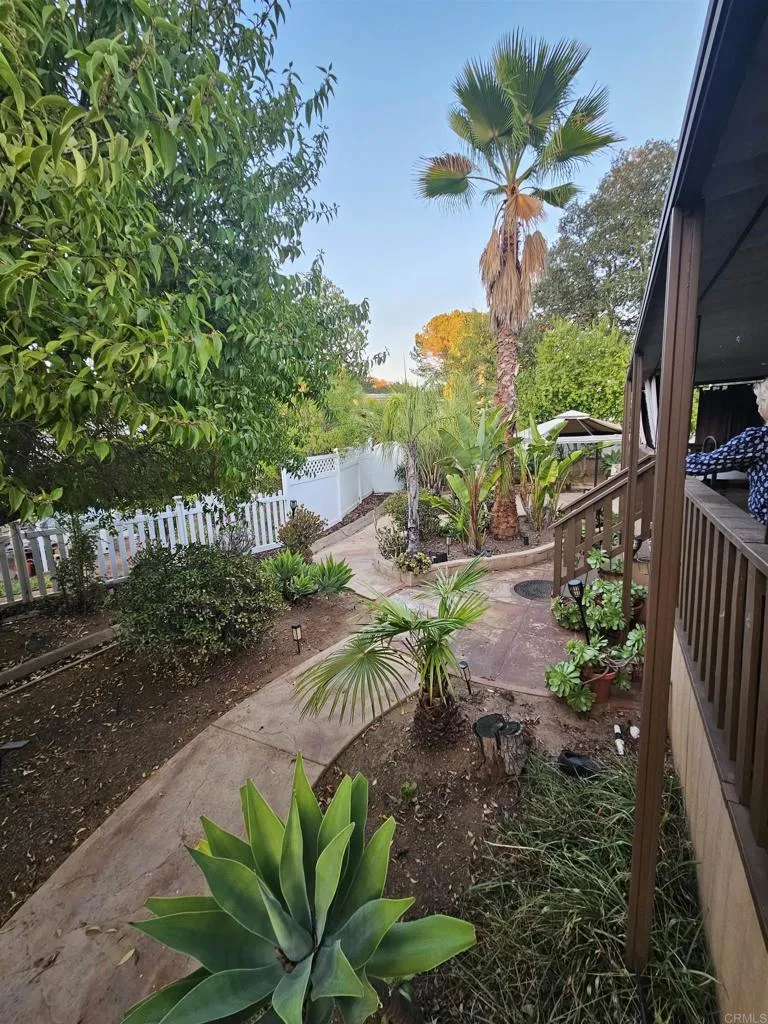 https://cdn.realtyfeed.com/cdn/127/307098120/5e6a0f558c52349647a9aa9a3ef4dfea.webp