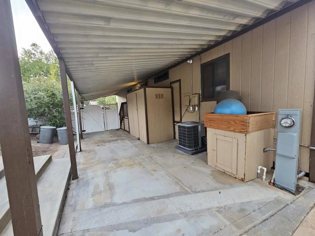 https://cdn.realtyfeed.com/cdn/127/307098120/6dcf0d797fd8e692e02289869fc6a47c.webp