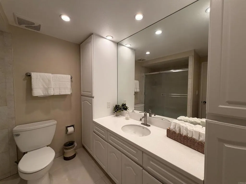 https://cdn.realtyfeed.com/cdn/127/307098141/ca87e1b9eeaa50f5460388731fc132f2.webp