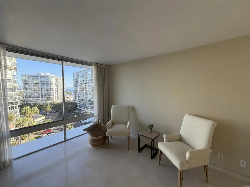https://cdn.realtyfeed.com/cdn/127/307098141/f914bafb2edaa0fb589c0debbea6a381.webp