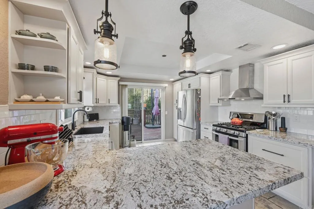 https://cdn.realtyfeed.com/cdn/127/307098145/fccedb5a3911fc59d34f243763a69291.webp