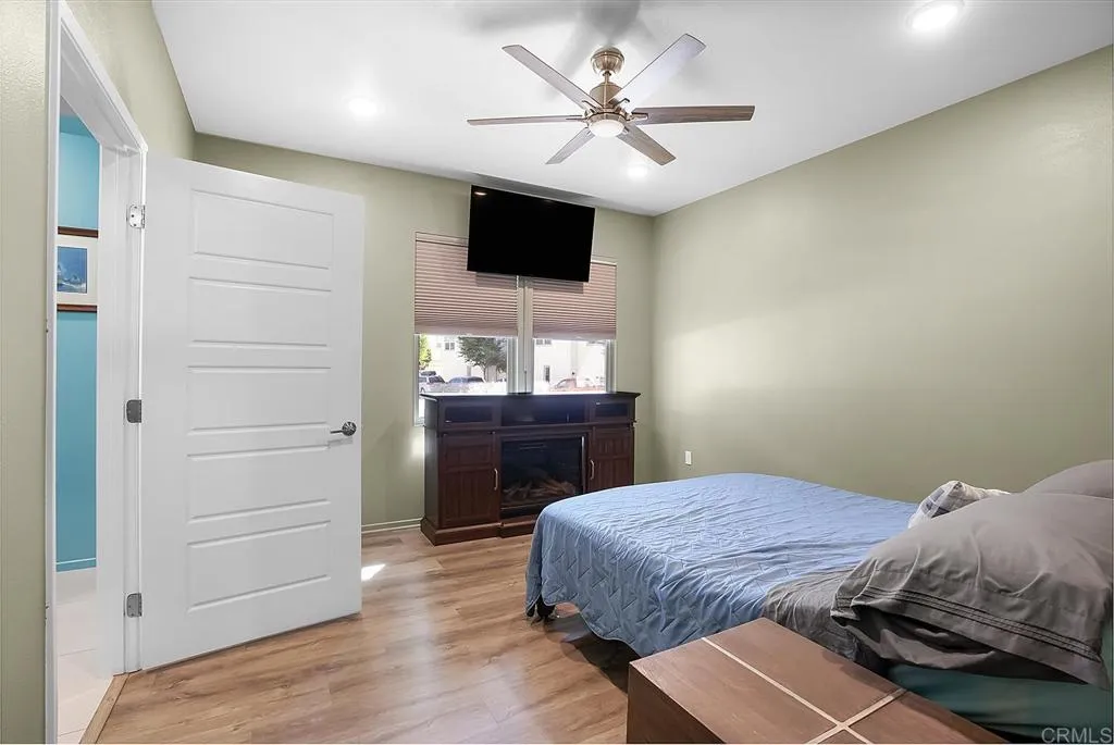 https://cdn.realtyfeed.com/cdn/127/307098200/38bfd8633f54d6eb8f0afa7dc2250fd2.webp