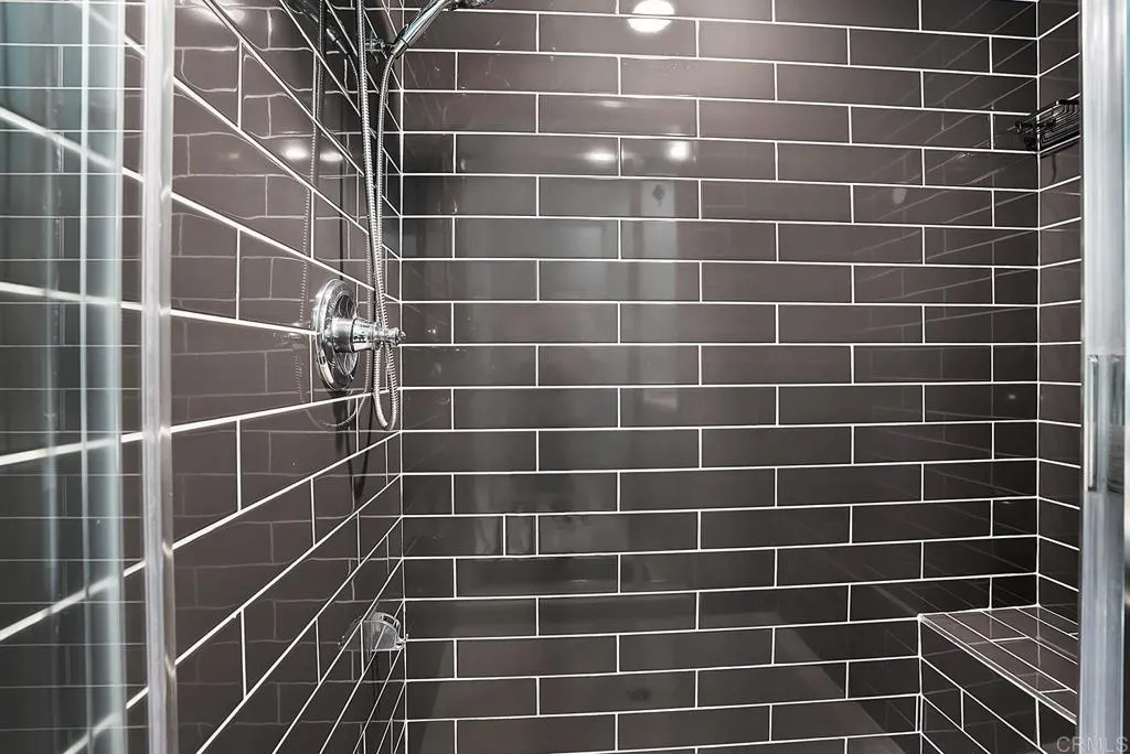 https://cdn.realtyfeed.com/cdn/127/307098200/f28e4c08a57242e7eb6051ff2a9f38ce.webp