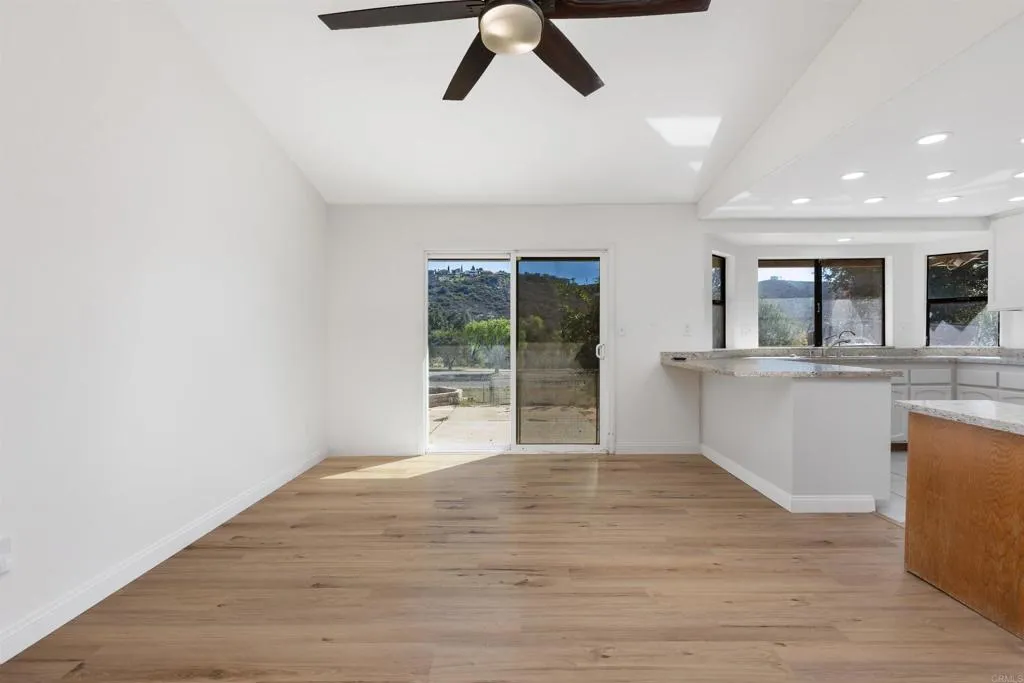 https://cdn.realtyfeed.com/cdn/127/307098215/c05d223db346b5383ffc63ab91696b22.webp