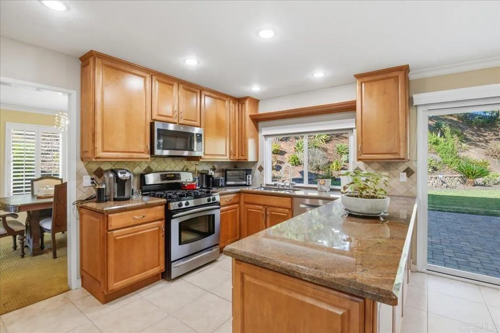 https://cdn.realtyfeed.com/cdn/127/307098218/1deec6cbe81efb3c9881efdd4bd2e8ef.webp
