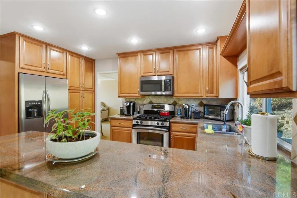 https://cdn.realtyfeed.com/cdn/127/307098218/c485f2b861703caaadcd796acb2fdf8d.webp