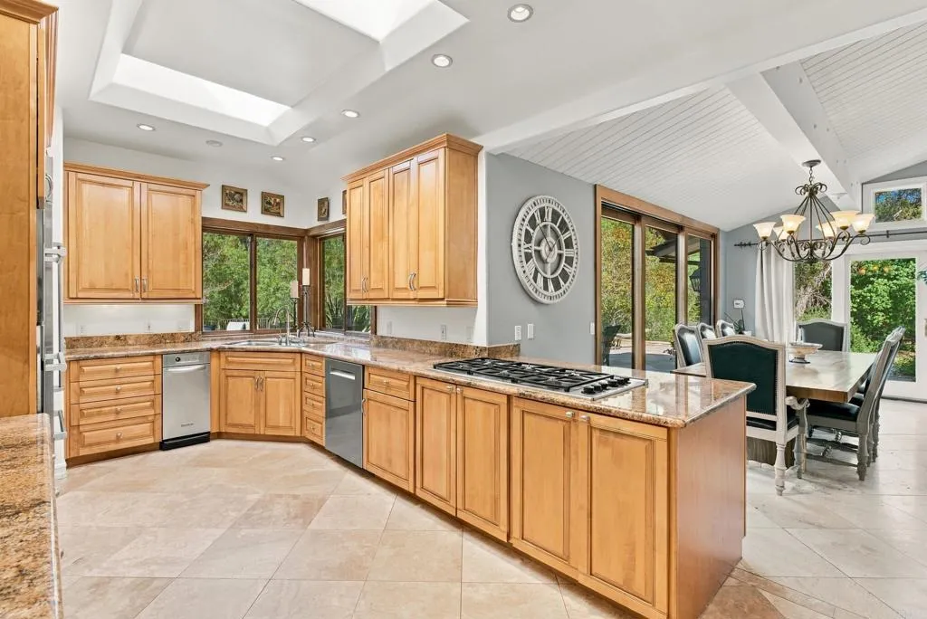 6346 El Sicomoro, Rancho Santa Fe, CA 92067