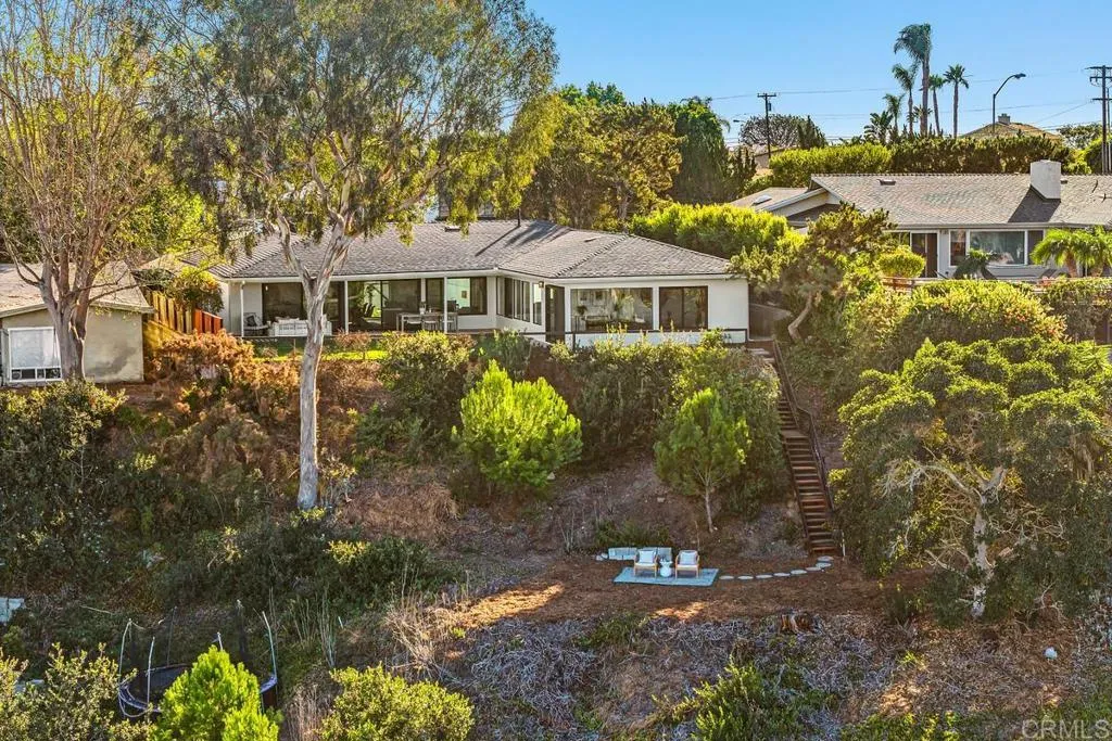https://cdn.realtyfeed.com/cdn/127/307098326/262b4322b2c3077cd417f55342dff3cd.webp