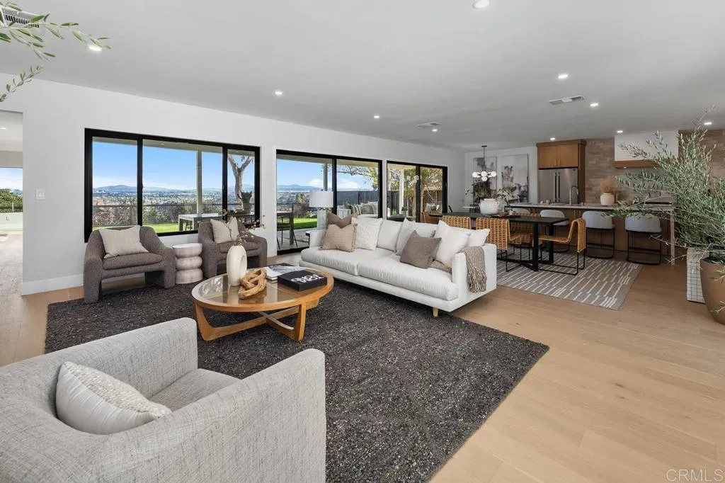 https://cdn.realtyfeed.com/cdn/127/307098326/72d631446a7af3a5ae3eea7be6135fbe.webp