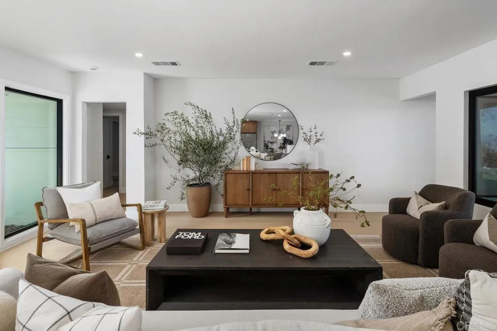 https://cdn.realtyfeed.com/cdn/127/307098326/8caa4037bdc66d6e4bba6f275ff5ba3c.webp
