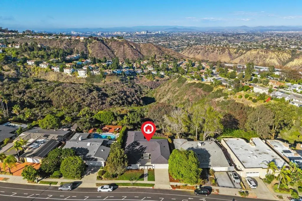 5877 Soledad Mountain Road, La Jolla, CA 92037 5877 Soledad Mountain Road, La Jolla, CA 92037