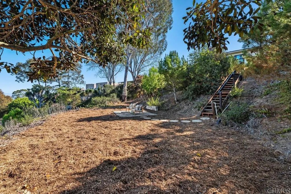 5877 Soledad Mountain Road, La Jolla, CA 92037 5877 Soledad Mountain Road, La Jolla, CA 92037