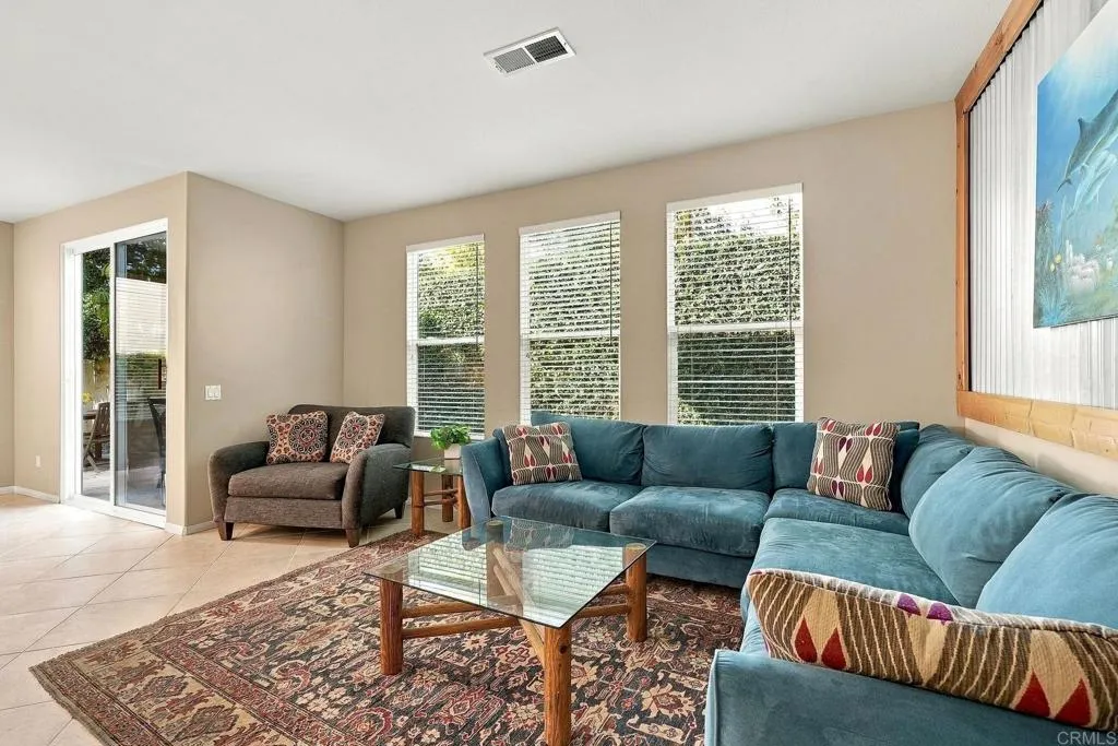 https://cdn.realtyfeed.com/cdn/127/307098484/0461ab536aa54d55c79f0f2c4c754857.webp